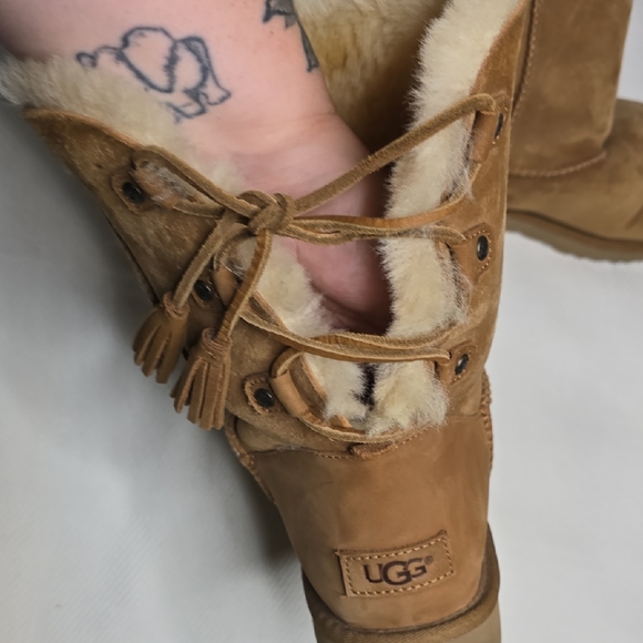 UGG Women's Brown Lace Back Boots - Picture 4 of 7